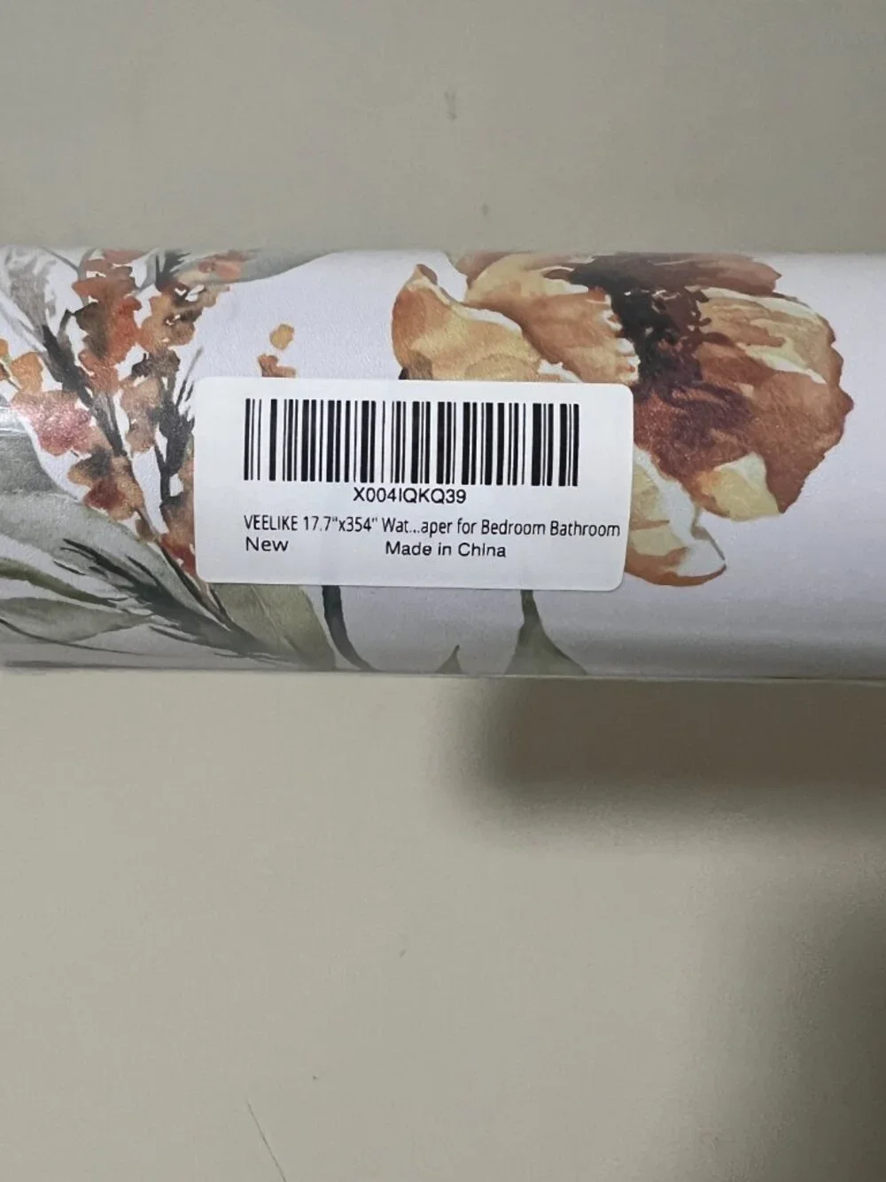 Watercolor Vintage Floral Peel and Stick Wallpaper (17.7